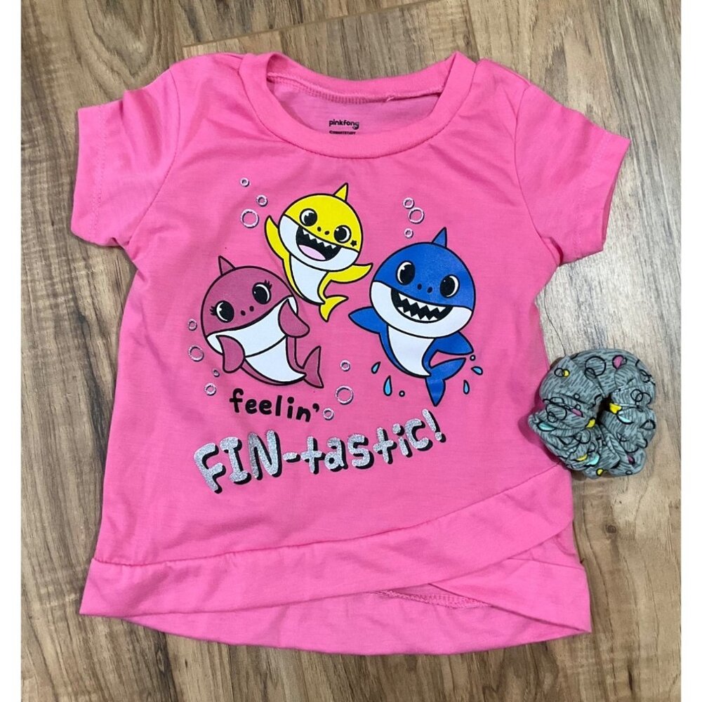 NWT Pinkfong Baby Shark  T- Shirt  and hair scrunchie  Size: 4T